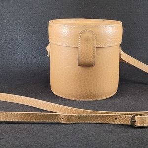 Mundi Brazil Round Crossbody Bag